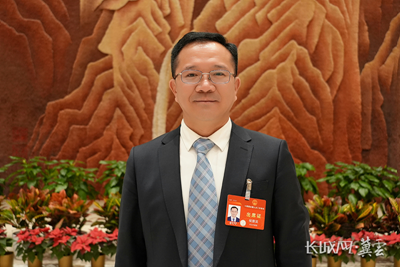 代表履責，兩會聲音｜中國樂凱黨委書記、董事長侯景濱履職盡責、建言獻策