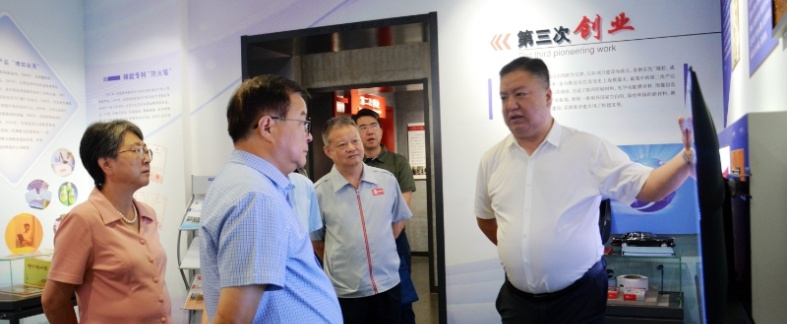 集團(tuán)公司外部董事到中國(guó)樂凱開展“十五五”規(guī)劃編制專題調(diào)研